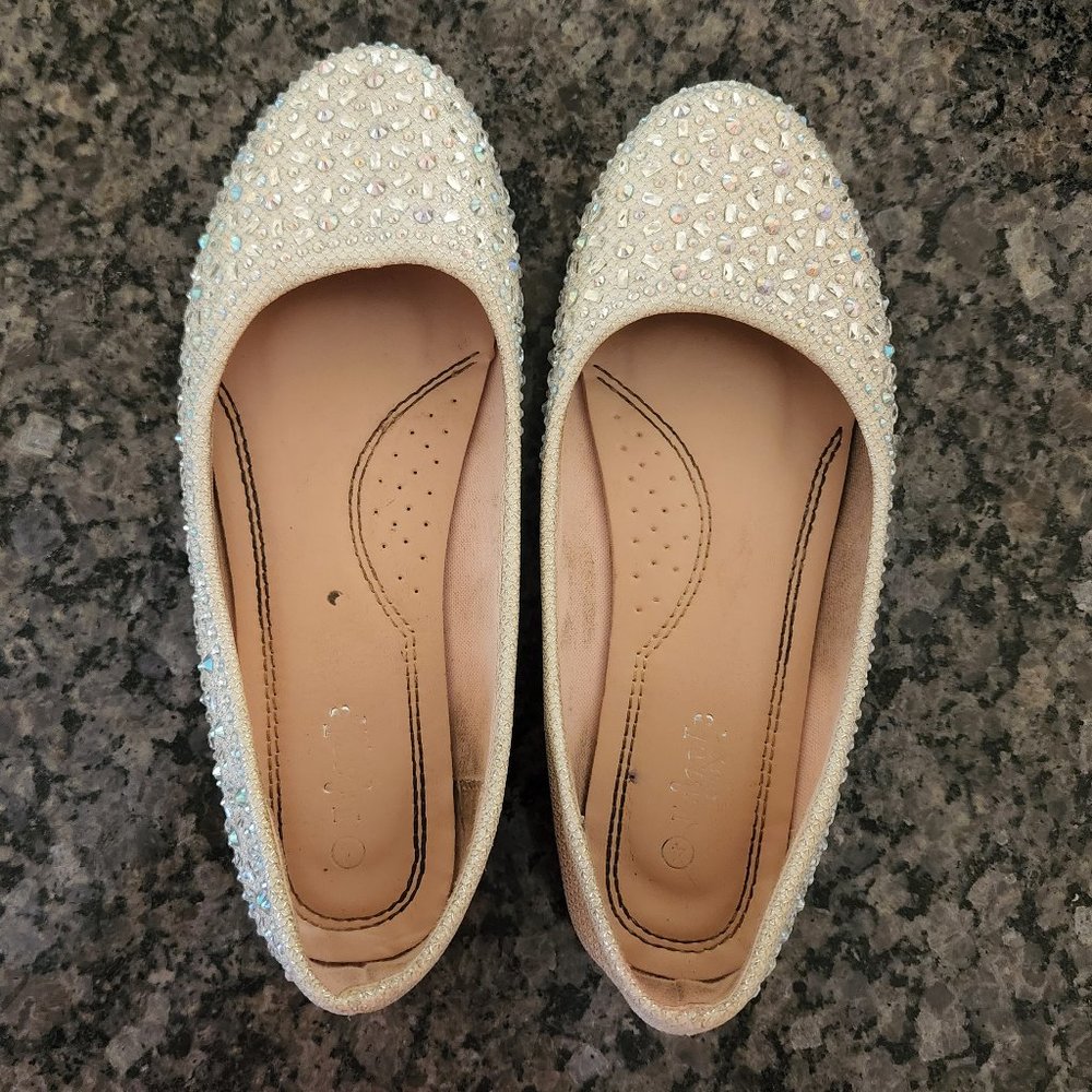 Links Comfort Size 4 Sparkly Silver Formal Children's Shoes